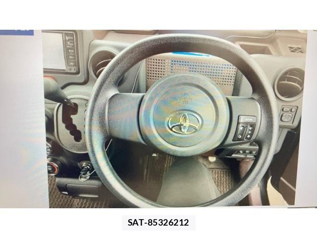 Toyota SPADE 2017-10 8563625-21