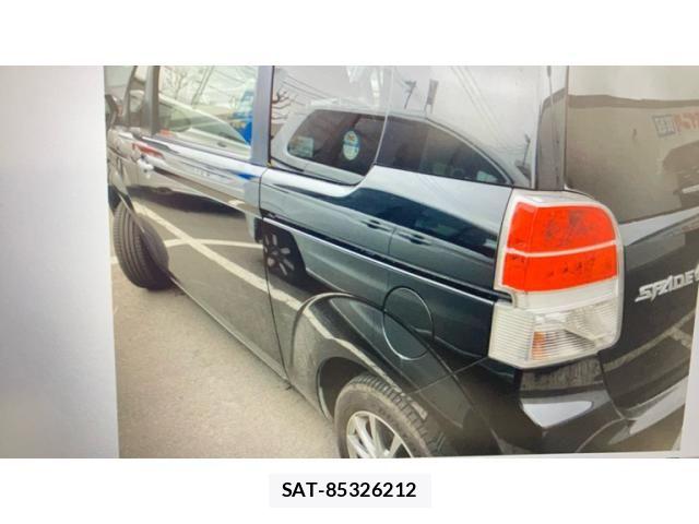 Toyota SPADE 2017-10 8563625-2
