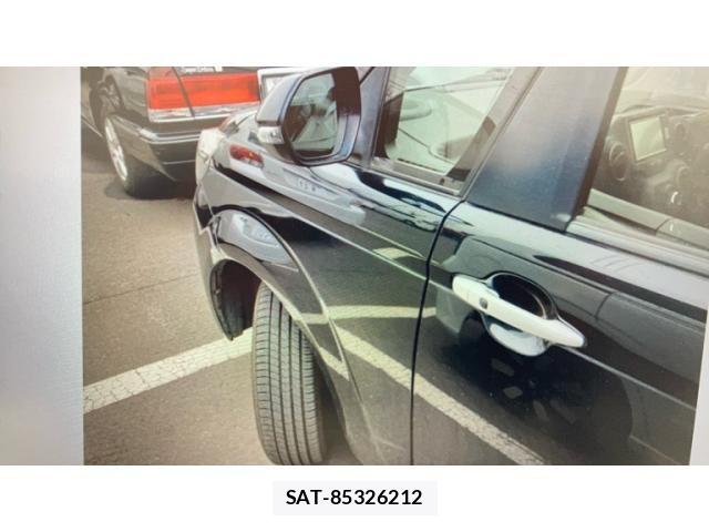 Toyota SPADE 2017-10 8563625-4