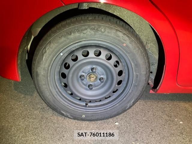 Toyota SPADE 2013-09 8746009-10