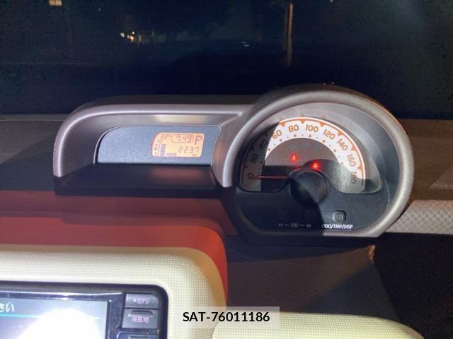 Toyota SPADE 2013-09 8746009-20