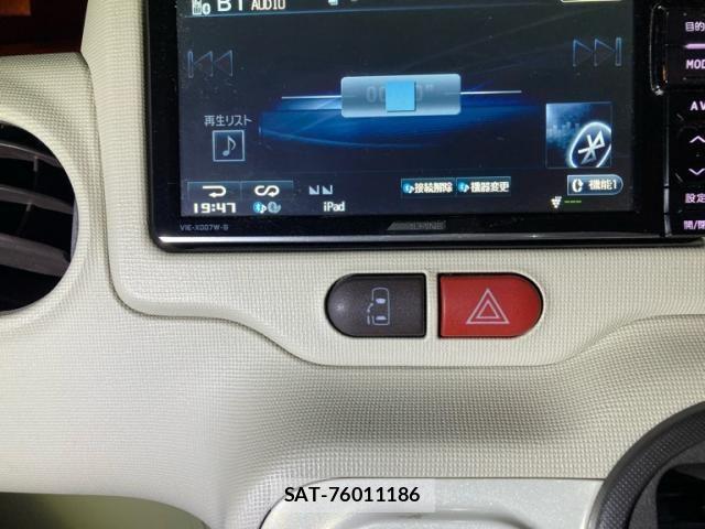 Toyota SPADE 2013-09 8746009-22