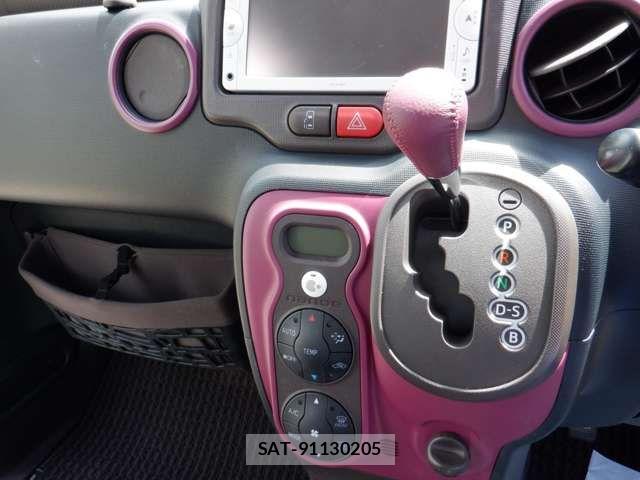 Toyota SPADE 2014-02 8850714-11