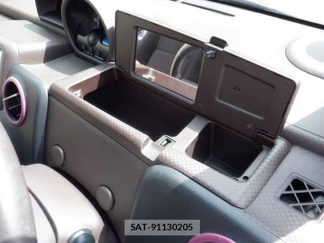 Toyota SPADE 2014-02 8850714-12