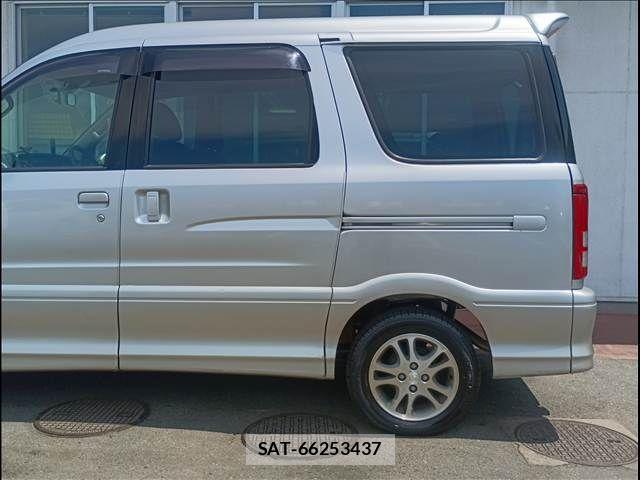 Toyota SPARKY 2001-09 7879608-9