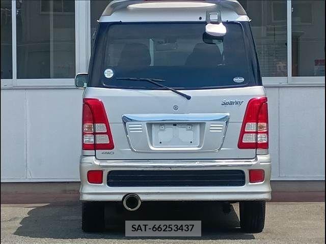 Toyota SPARKY 2001-09 7879608-3