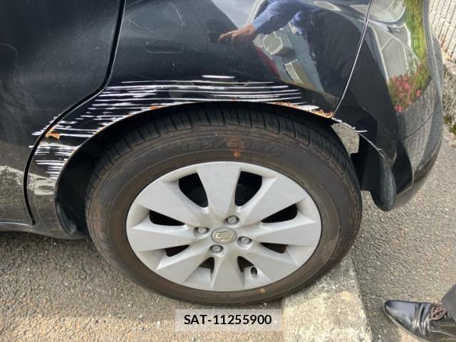 Suzuki SPLASH 2010-06 6913454-7