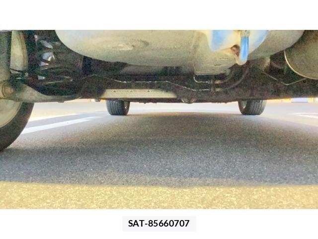 Suzuki SPLASH 2013-09 8075691-18
