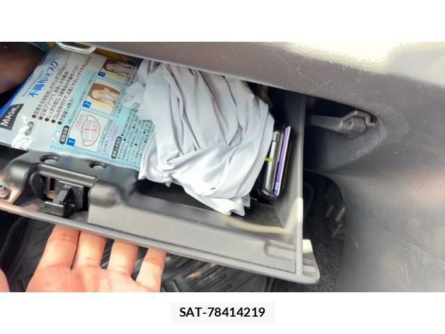 Suzuki SPLASH 2012-10 8246766-6