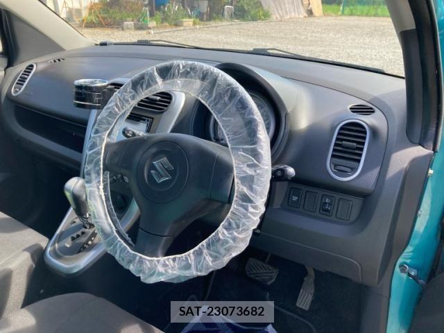 Suzuki SPLASH 2011-08 8246767-17
