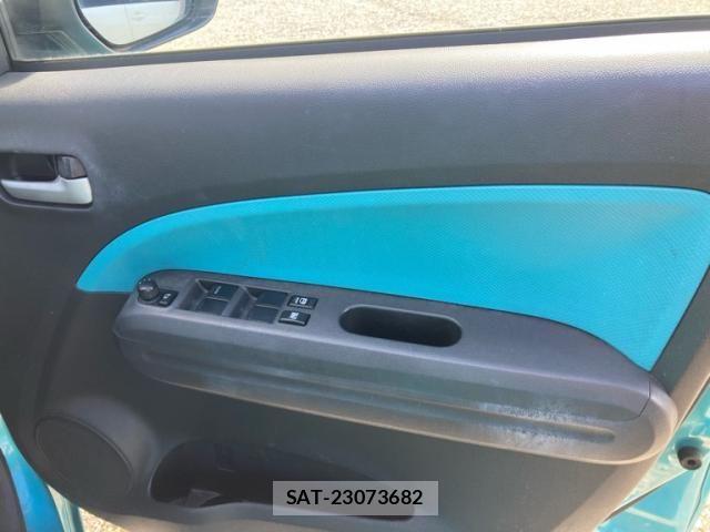 Suzuki SPLASH 2011-08 8246767-18