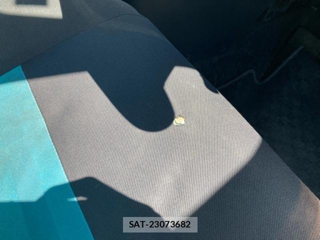 Suzuki SPLASH 2011-08 8246767-22