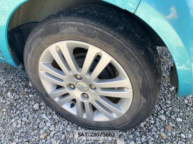 Suzuki SPLASH 2011-08 8246767-7