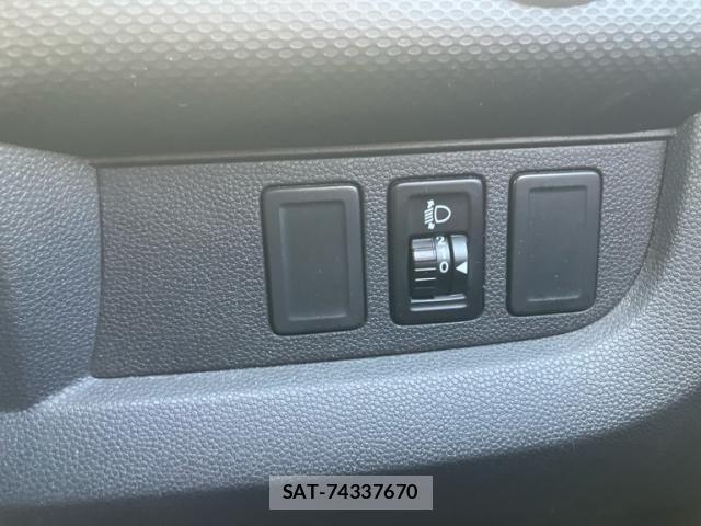 Suzuki SPLASH 2009-08 8368959-12
