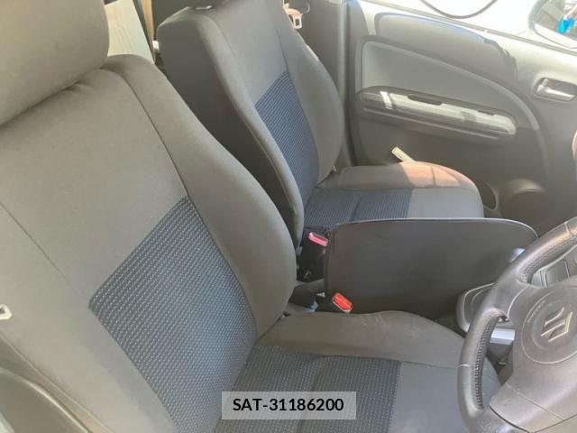 Suzuki SPLASH 2010-06 8458499-11