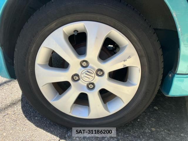 Suzuki SPLASH 2010-06 8458499-7