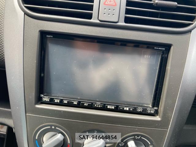 Suzuki SPLASH 2009-08 8563629-25
