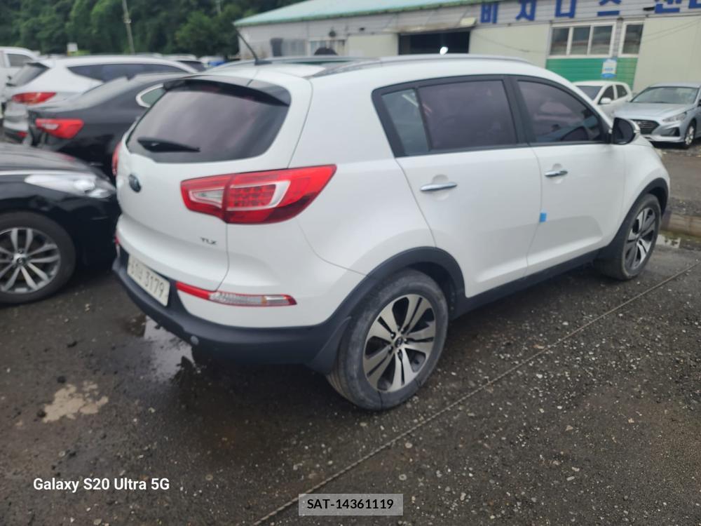 Kia SPORTAGE 2013 1329318-2