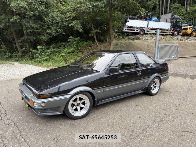 Toyota SPRINTER TRUENO 1985-06 8831761-0