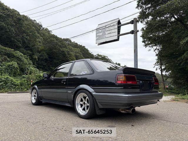 Toyota SPRINTER TRUENO 1985-06 8831761-11