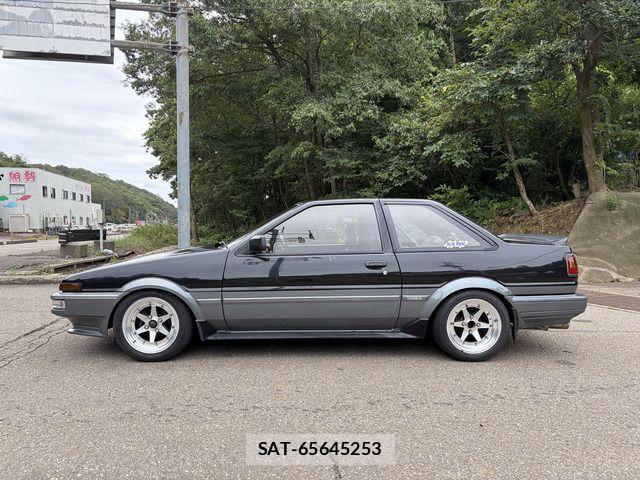 Toyota SPRINTER TRUENO 1985-06 8831761-12