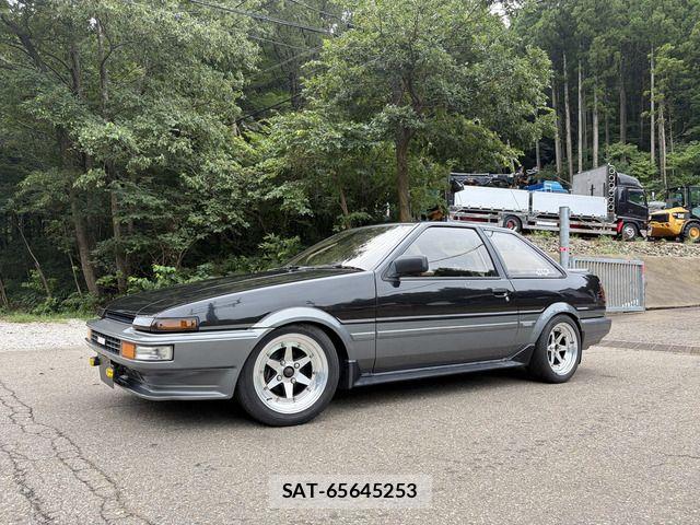 Toyota SPRINTER TRUENO 1985-06 8831761-1