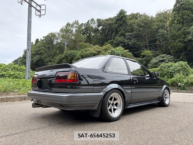 Toyota SPRINTER TRUENO 1985-06 8831761-8