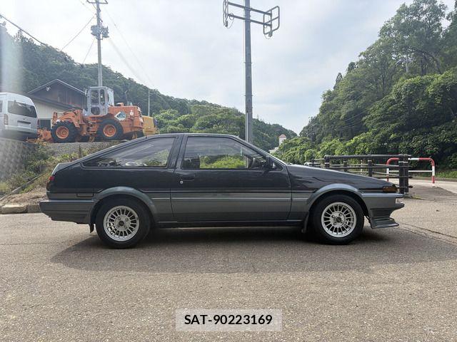 Toyota SPRINTER TRUENO 1985-10 8075692-6