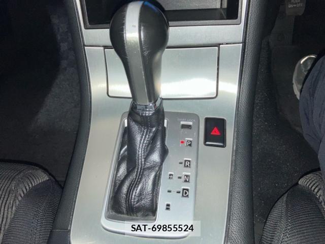 Nissan STAGEA 2007-05 7225498-23