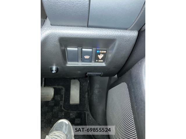 Nissan STAGEA 2007-05 7225498-26