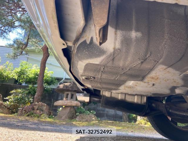 Nissan STAGEA 2002-11 8415083-13