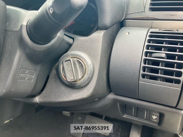 Nissan STAGEA 2006-03 8666942-9
