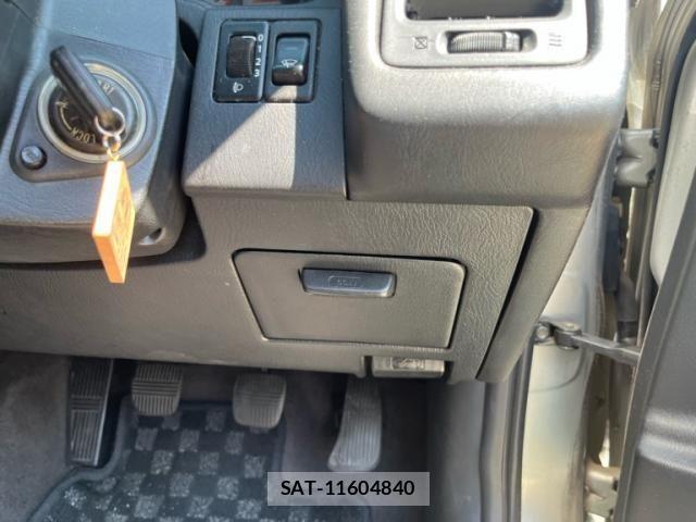 Nissan STAGEA 1999-07 1049252-14