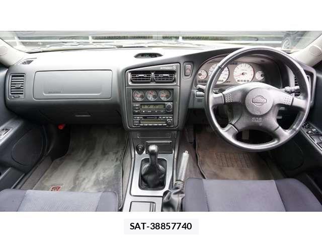 Nissan STAGEA 2000-11 8146756-1