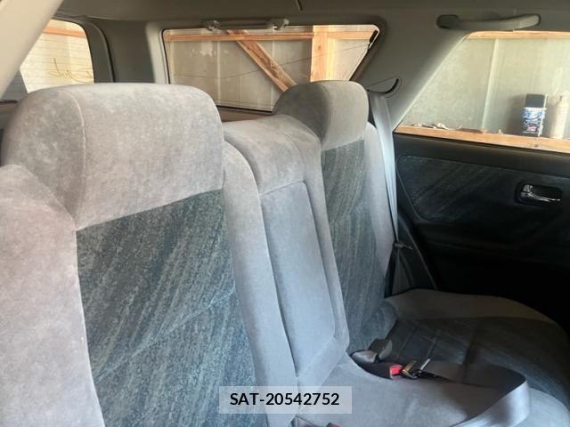 Nissan STAGEA 1997-03 8368961-19