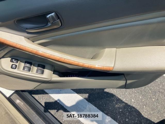 Nissan STAGEA 2001-10 8666943-10