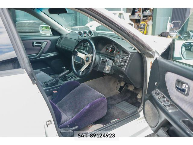 Nissan STAGEA 1998-01 8882300-10