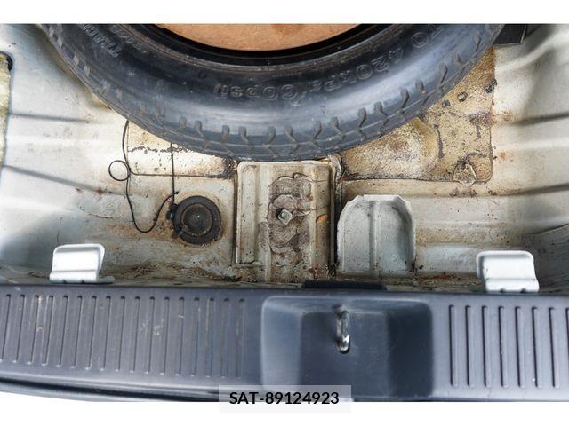 Nissan STAGEA 1998-01 8882300-16