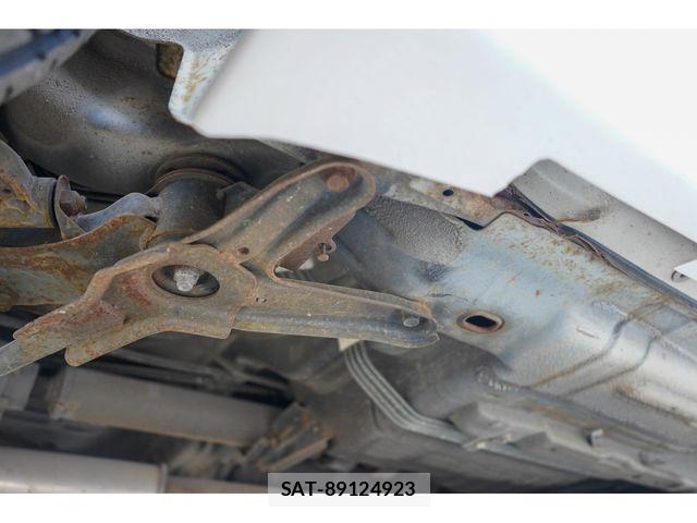 Nissan STAGEA 1998-01 8882300-28