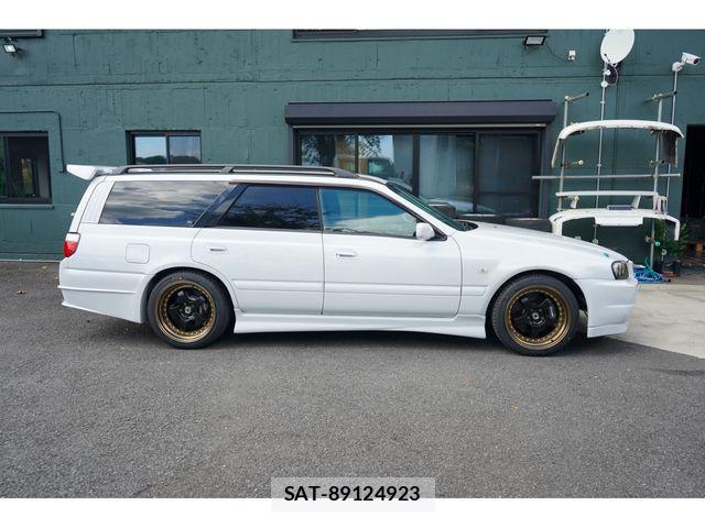 Nissan STAGEA 1998-01 8882300-2