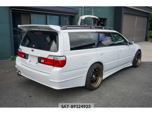 Nissan STAGEA 1998-01 8882300-5