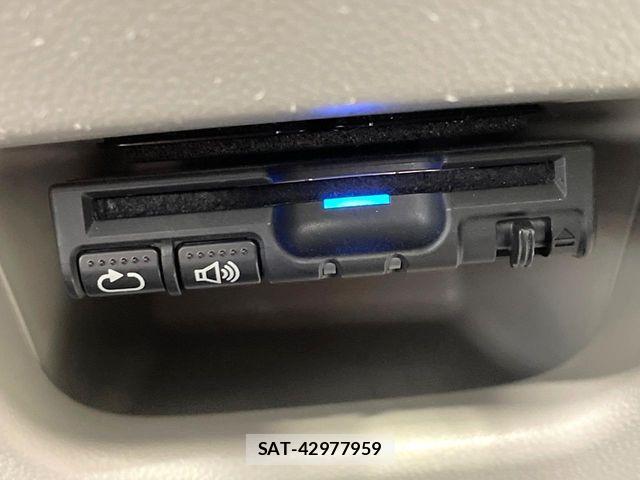 Subaru STELLA 2018-04 8317271-4