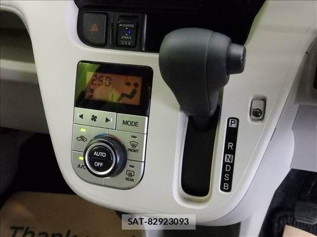 Subaru STELLA 2020-09 8368960-10