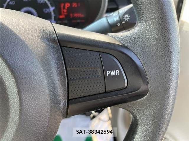 Subaru STELLA 2017-01 8661721-18