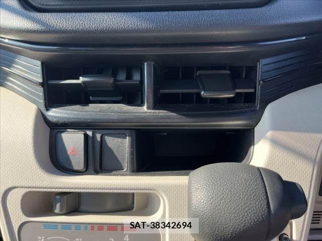 Subaru STELLA 2017-01 8661721-24