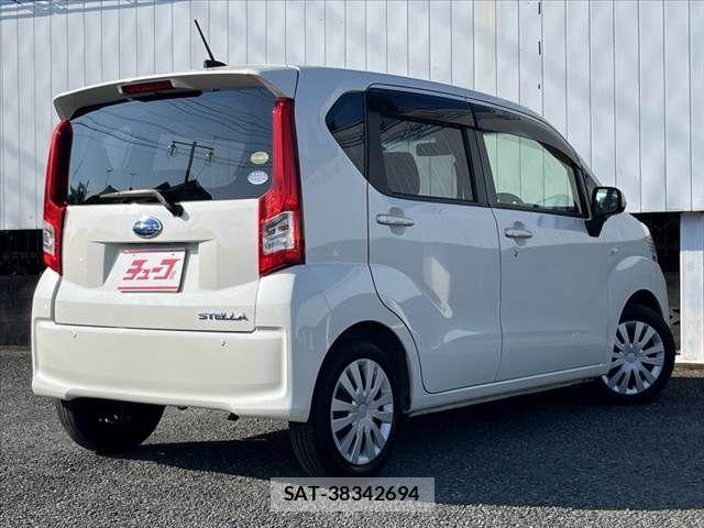 Subaru STELLA 2017-01 8661721-7