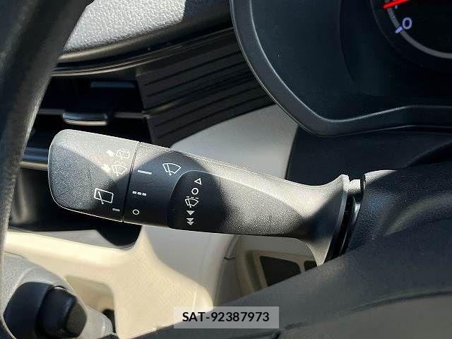 Subaru STELLA 2018-11 8872118-16