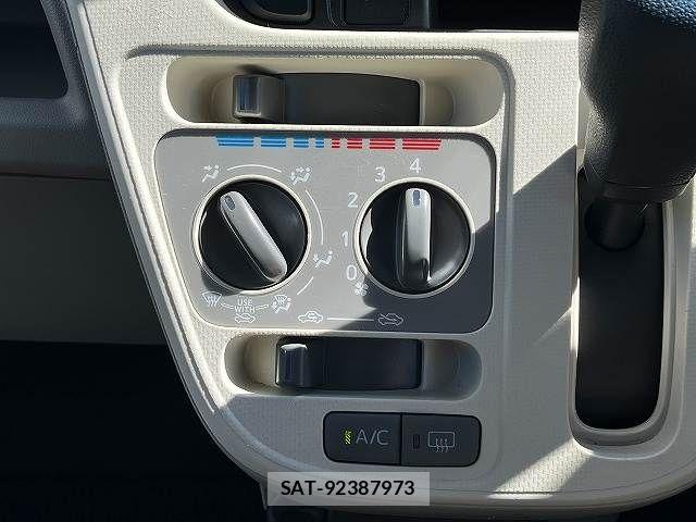 Subaru STELLA 2018-11 8872118-25
