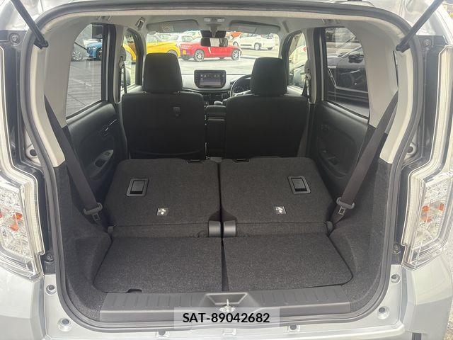 Subaru STELLA 2017-08 7729140-14