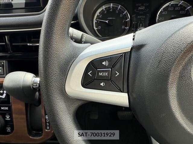 Subaru STELLA 2021-08 8038428-26